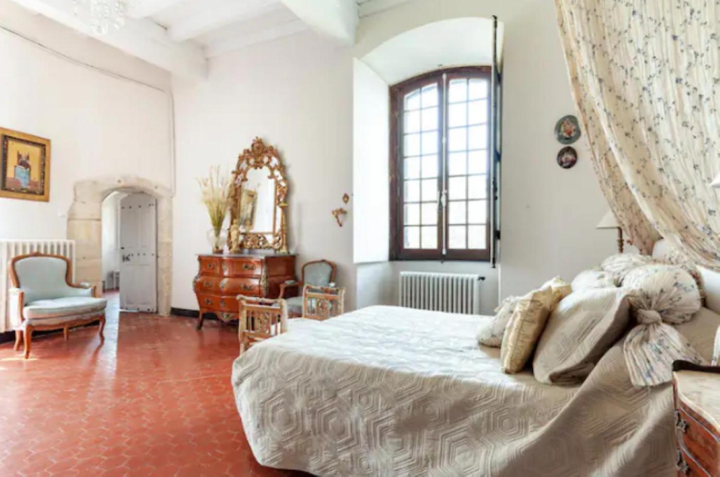 Appartement Spacieux Avec Deux Chambres Au Chateau Valence  Eksteriør billede